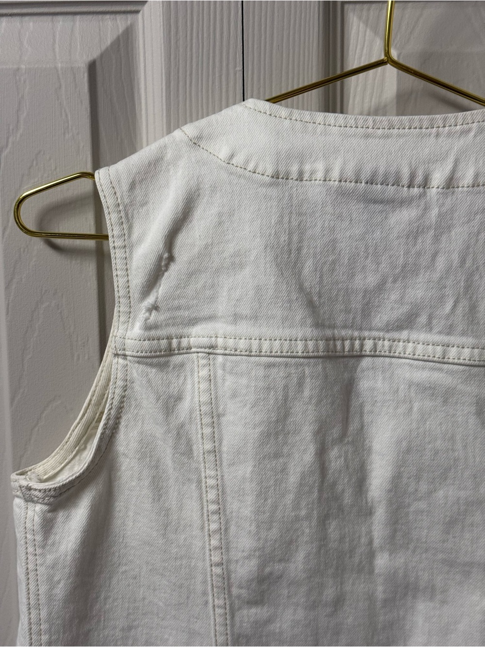 Universal Thread  White Denim Vest - Picture 5 of 6